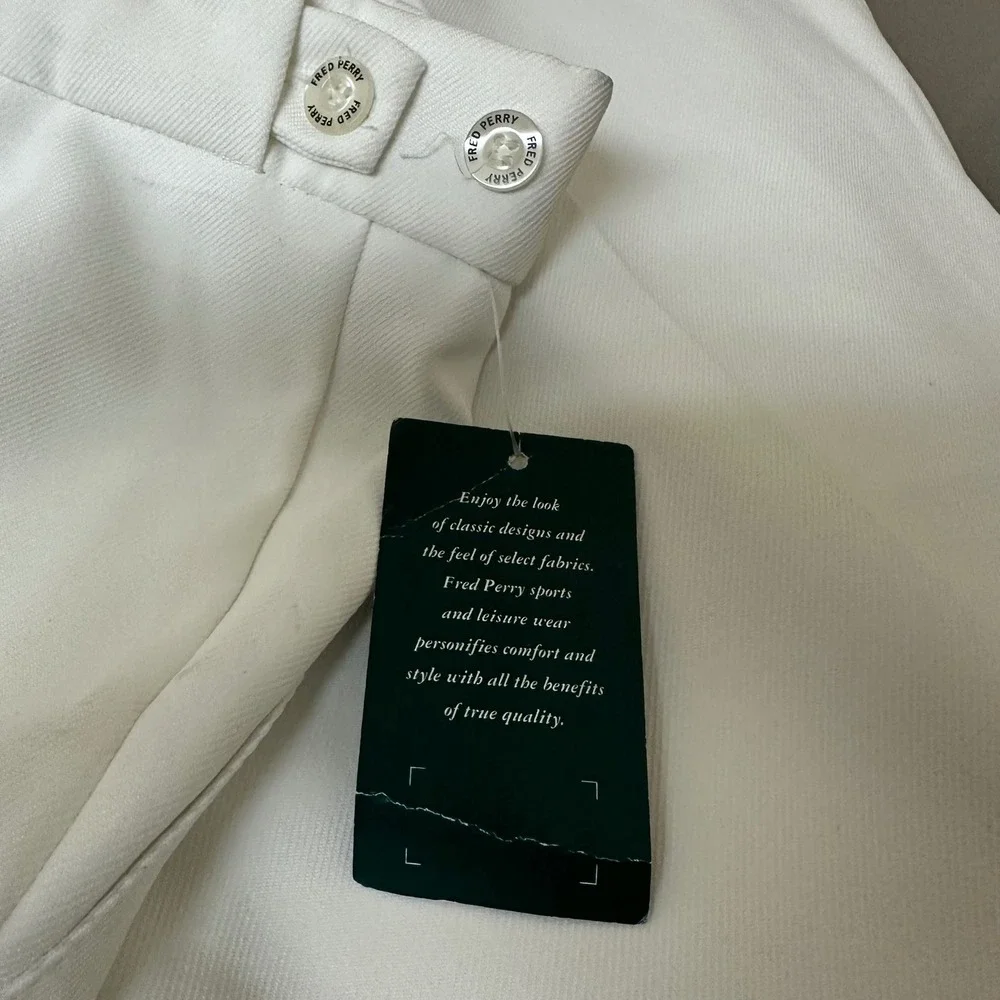 Fred Perry minor faint